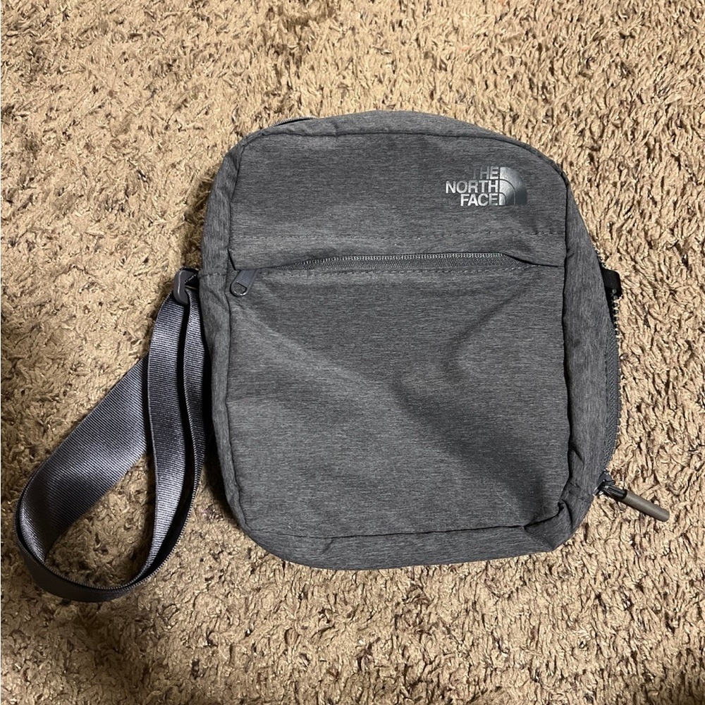 The North Face Never Stop XBody bag